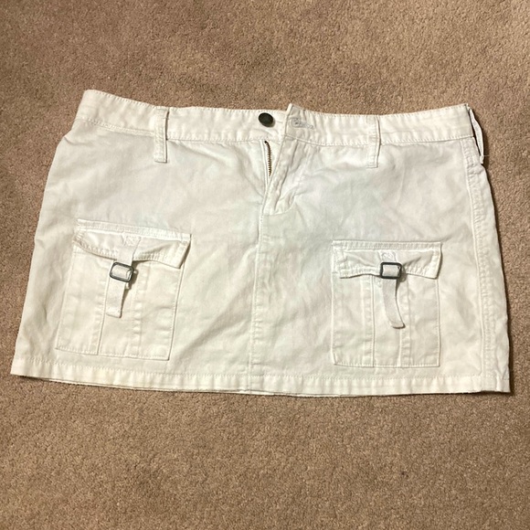 White size 11 skirt - Picture 1 of 2